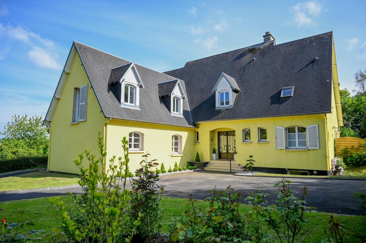 Bed and Breakfast La Fontaine Dort Tessy-sur-Vire Exterior foto
