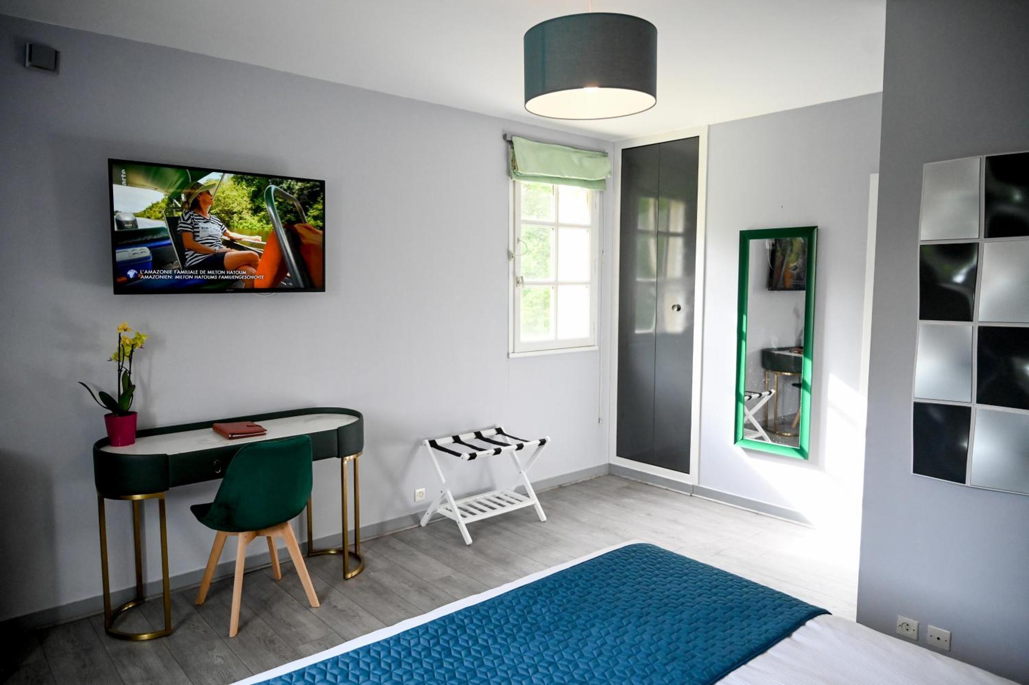 Bed and Breakfast La Fontaine Dort Tessy-sur-Vire Exterior foto